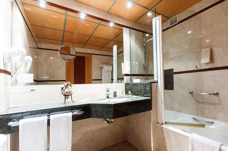 Bathroom 3