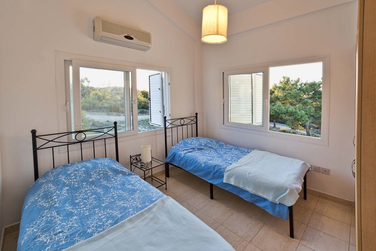 Bedroom 3, Villa Tortuga by Amy Villas