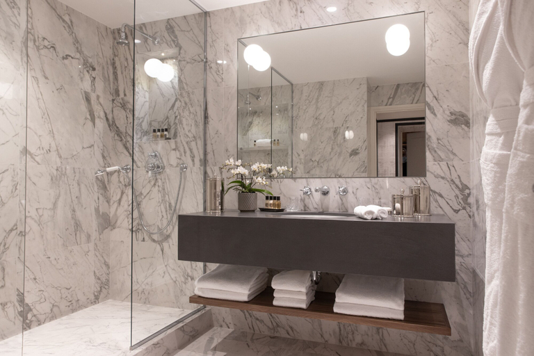 Bathroom 4, Esprit Saint-Germain, Paris