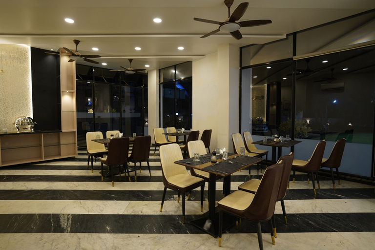 Food & Drinks 4, CIESTA TREEO, Pune