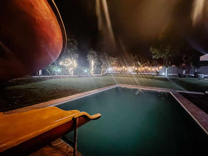 Swimming Pool 15