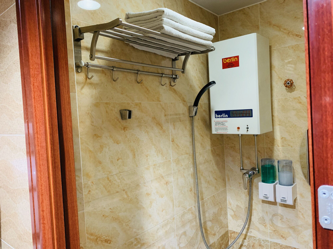 Bathroom 6
