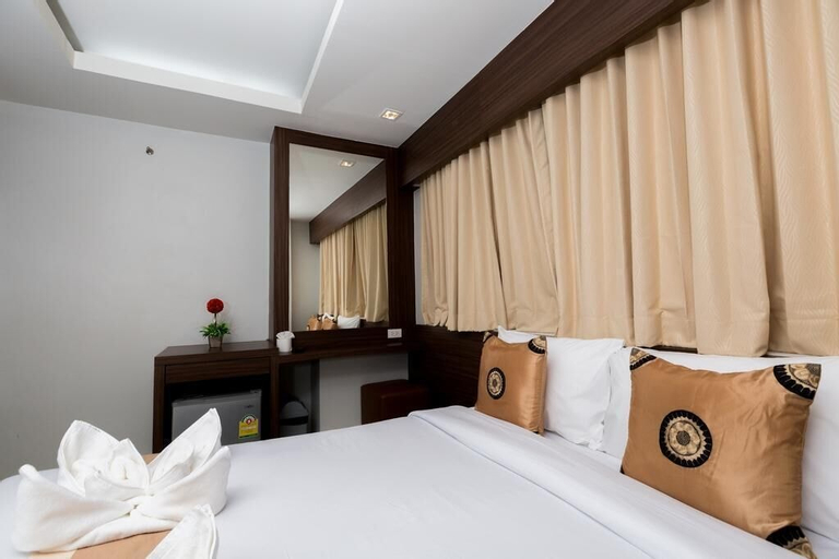 Bedroom 6