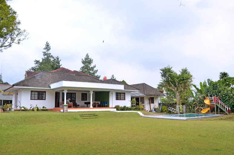 Villa Venlo by Villa Gue Aja, Bogor