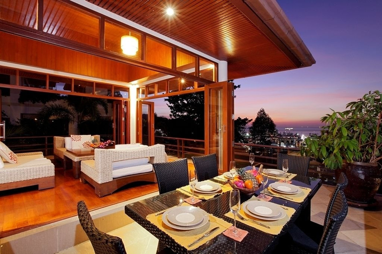 Food & Drinks 5, Patong Hill Estate 8, Phuket Island