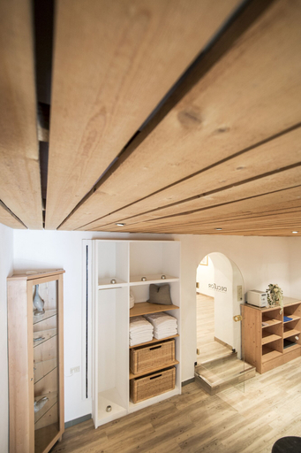 Bedroom 5, Alpstay - Chalet Hotel Hartmann - Adults Only, Bolzano