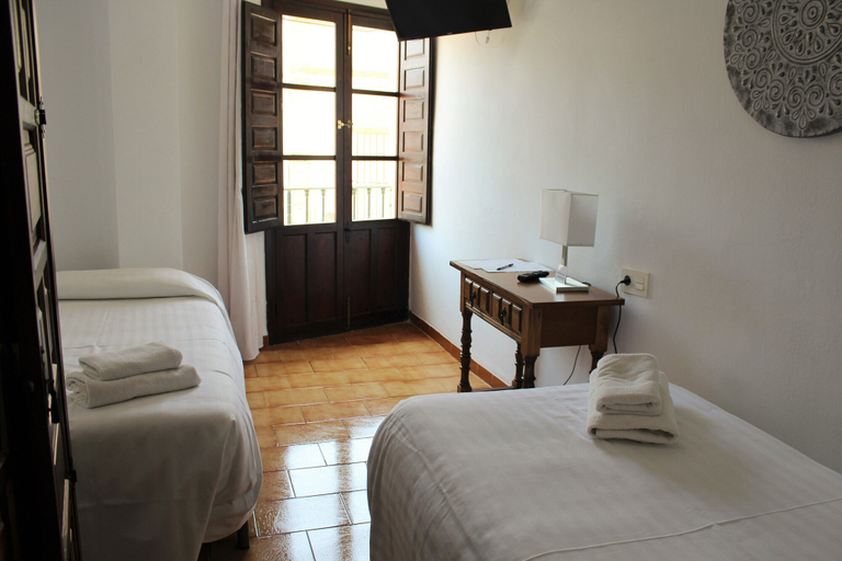Bedroom 3, Pensión Sevillano, Málaga