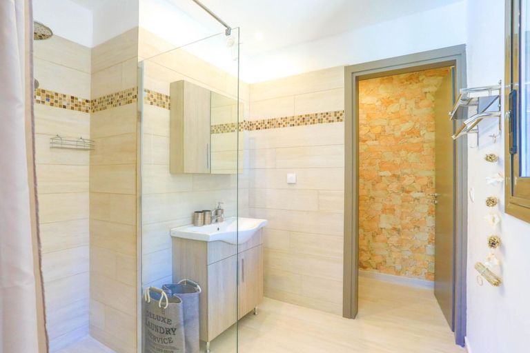 Room 5, Vista Mare Assinia in Kentroma, Ionian Islands