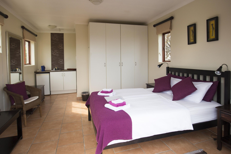 Bedroom 5, Inn2Wilderness Guesthouse, Eden
