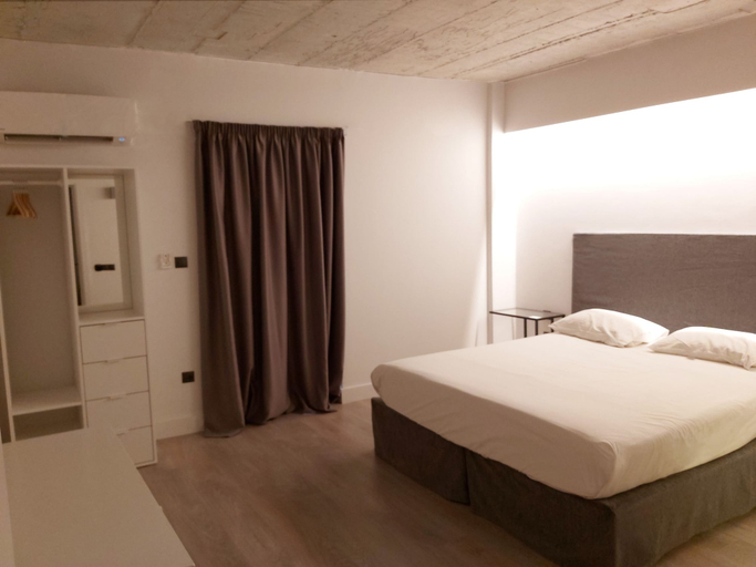 Bedroom 2, The Link Athens, Attica