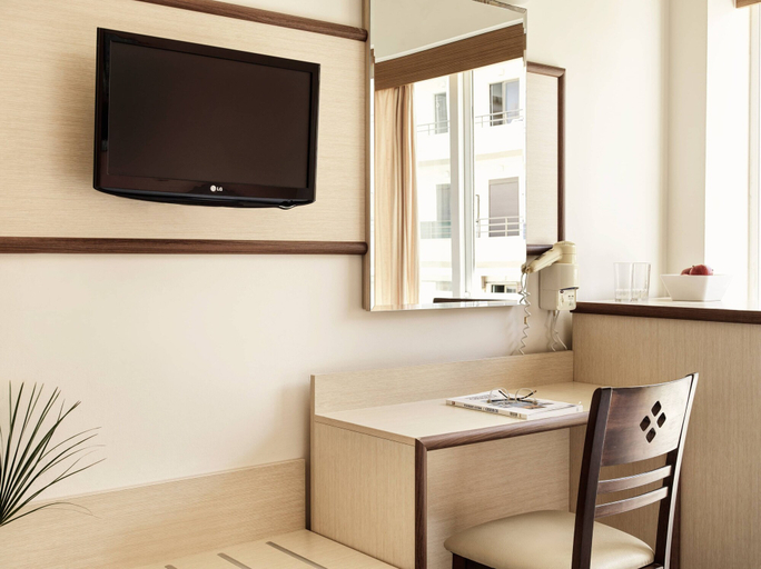 Others 5, Pearl Hotel, South Aegean