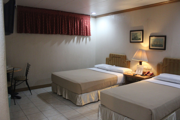 Bedroom 13