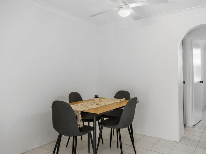 Others 3, Unit 24-24 Hamilton Ave Surfers Paradise, Gold Coast