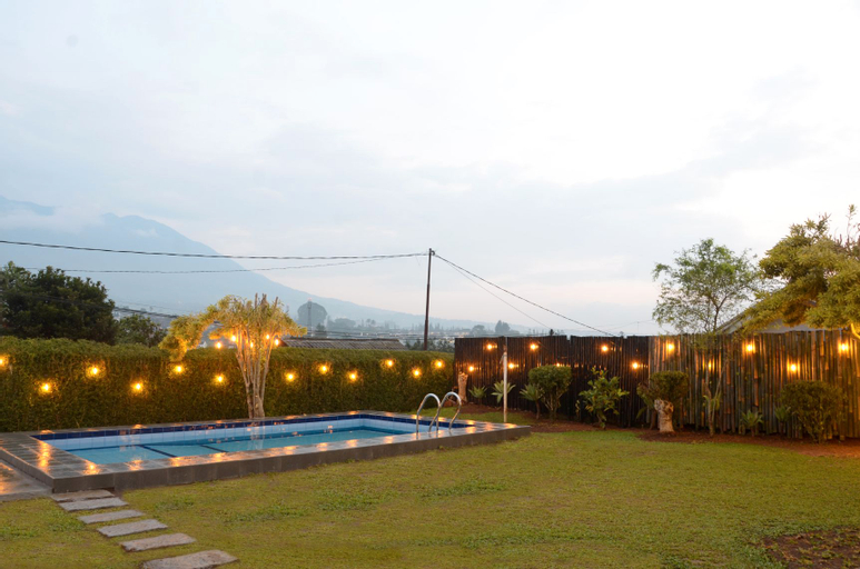 Sport & Beauty 2, Villa Volcan by Villa Gue Aja, Bogor