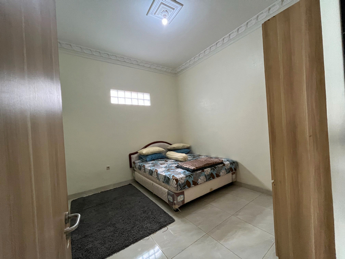 Bedroom 14
