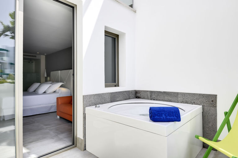 Bathroom 5, Barcelo Hotel Teguise Beach - Adults Only, Las Palmas