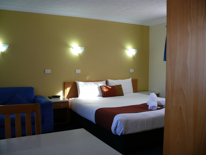 Bedroom 8