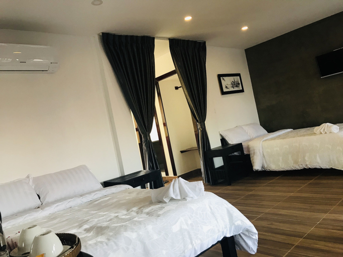Bedroom 8