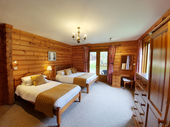 Bedroom 2, The Dorset Resort, Dorset