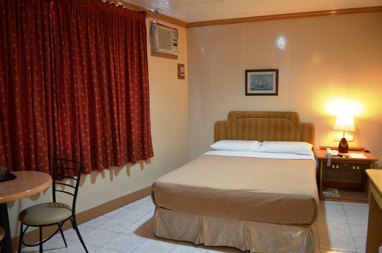 Bedroom 18