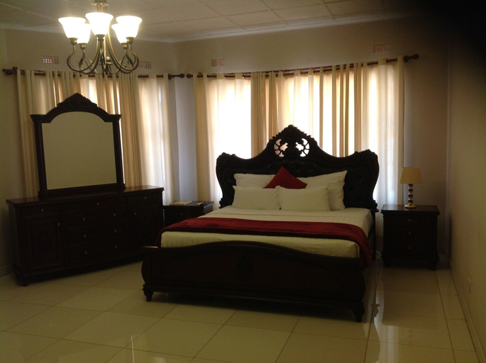 Bedroom 3, Cypress Executive lodge, Livingstone