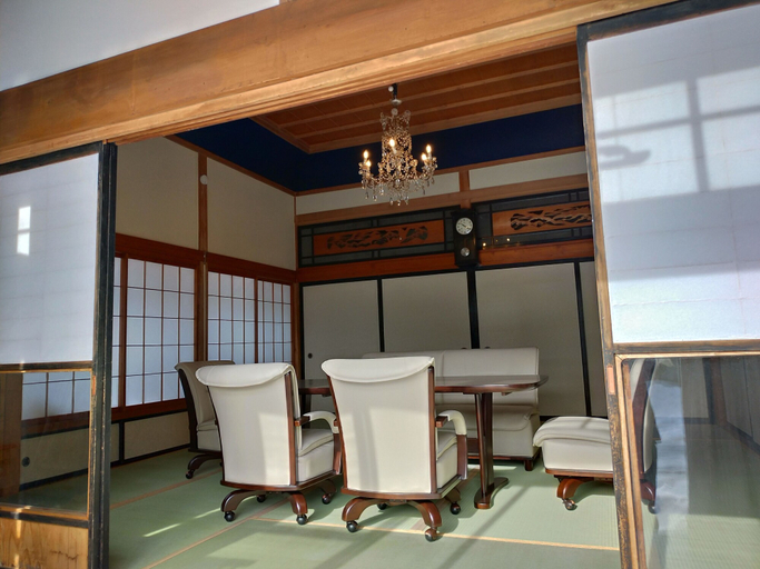 Bedroom 2, Lien Tono, Tōno