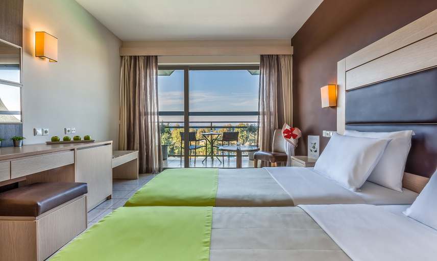 Bedroom 3, Kipriotis Hippocrates Hotel by Anayia All Inclusive Resorts, South Aegean