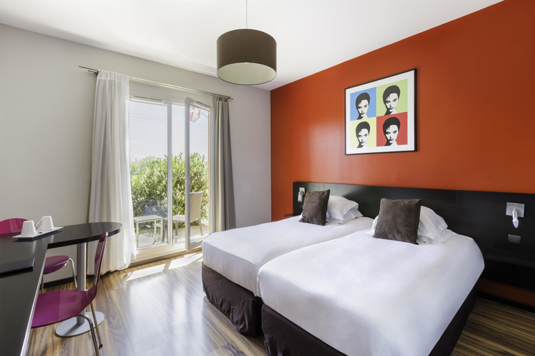 Bedroom 2, Best Western Park Hotel Geneve-Thoiry, Ain