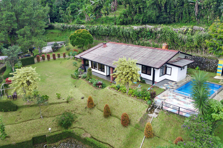 Exterior & Views 5, Villa Volendam by Villa Gue Aja, Bogor