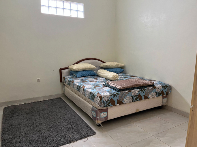 Bedroom 18