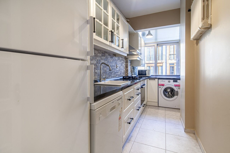 Others 5, Lovely and Comfortable Home in Sisli, Beşiktaş