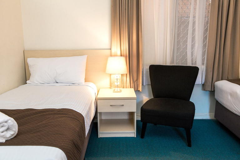 Bedroom 3, Bentleigh Motor Inn- Coffs Harbour, Coffs Harbour - Pt A