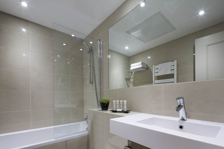 Bathroom 4, Hotel Galileo, Paris