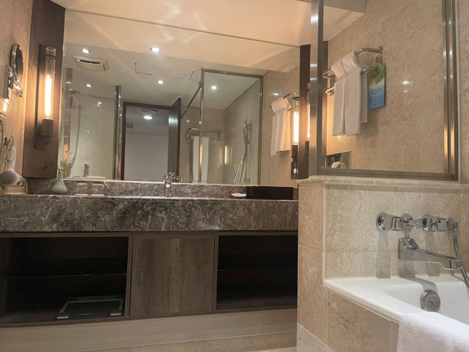 Bathroom 5, Howard Plaza Hotel Kaohsiung, Kaohsiung