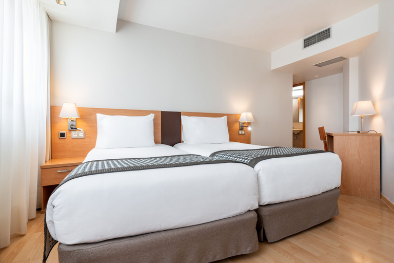 Bedroom 4, Dorma Puerta de San Pedro, Lugo