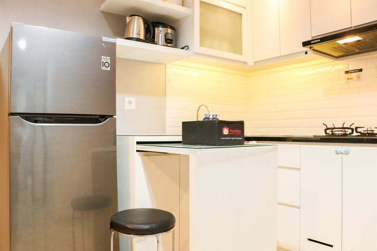 Private kitchen 2, Nice And Comfy 2Br Apartment At Royal Olive Residence, Jakarta Selatan