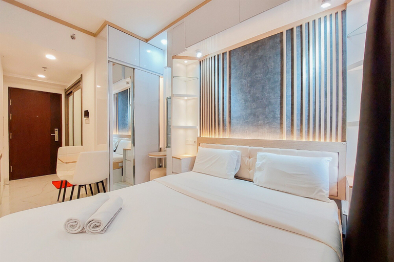 Room 4, High Floor And Cozy Studio Room At Sky House Bsd Apartment, South Tangerang