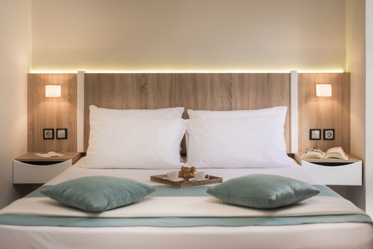 Bedroom 4, Sea & City Apartments, Crete