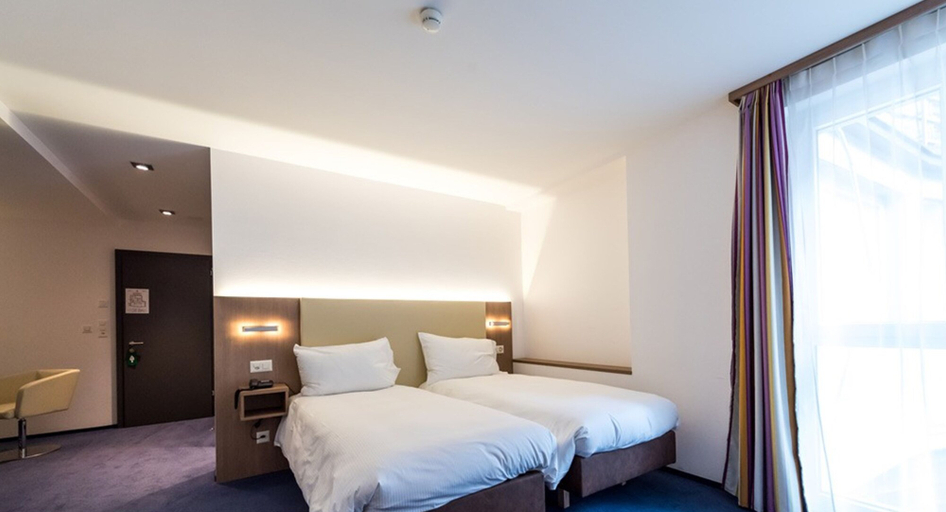 Bedroom 2, Hotel du Nord, Aigle