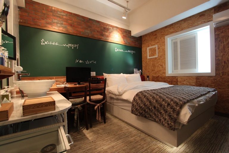 Bedroom 10