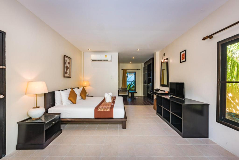 Bedroom 12