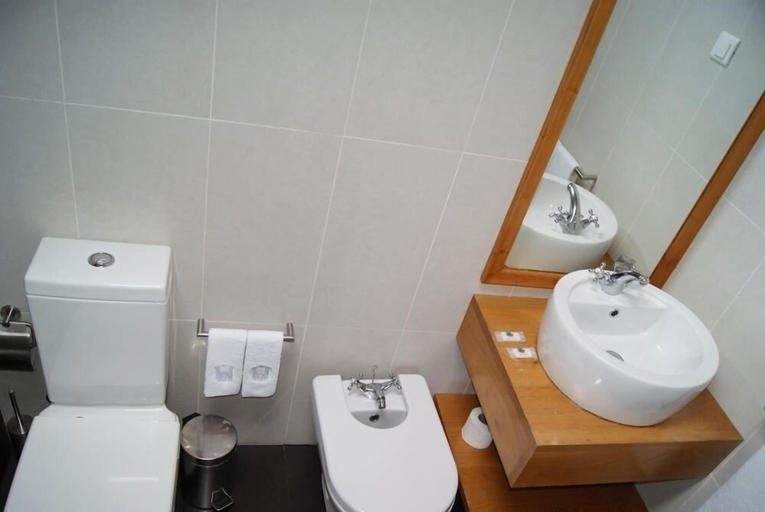 Bathroom 4, Casa do Comendador, São Roque do Pico