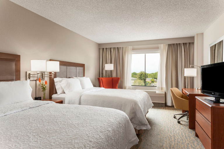 Bedroom 3, Hampton Inn & Suites Denver - Cherry Creek, Denver