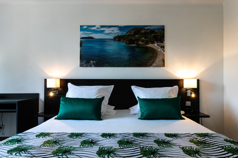 Bedroom 4, Hôtel Corniche du Liouquet, Bouches-du-Rhône