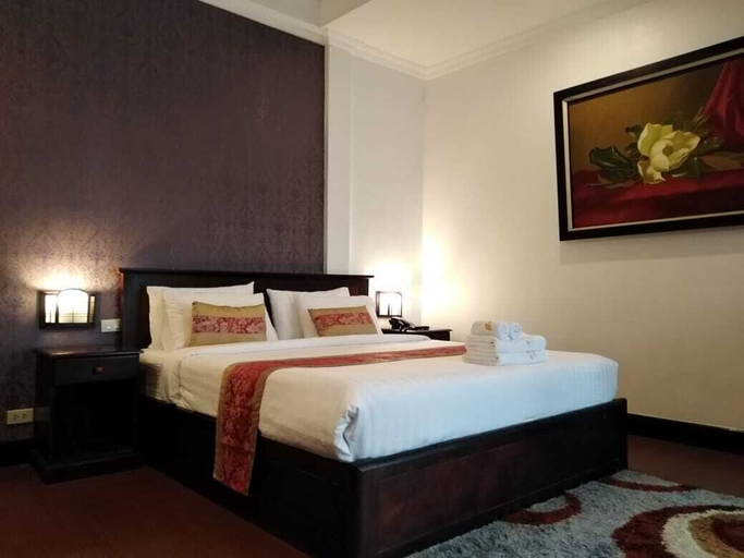 Bedroom 4, Seasons Riverside Hotel, Vientiane