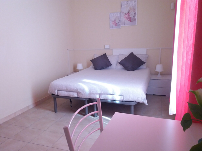 Bedroom 3, Villa Raffaella, Livorno