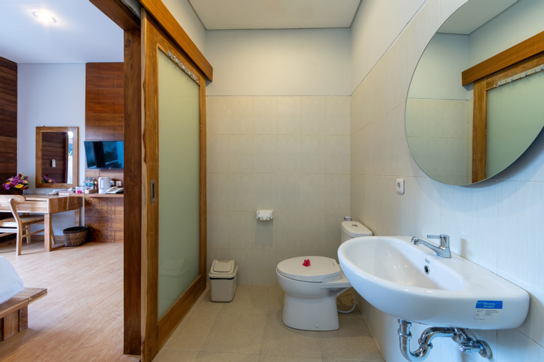 Bathroom 9