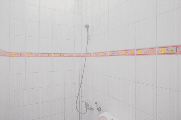 Bedroom 5, RedDoorz near RS Imanuel Lampung, Bandar Lampung