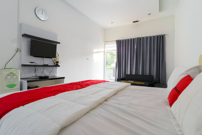 Bedroom 2, RedDoorz Plus @ Puncak Mas Cottage Lampung, Bandar Lampung