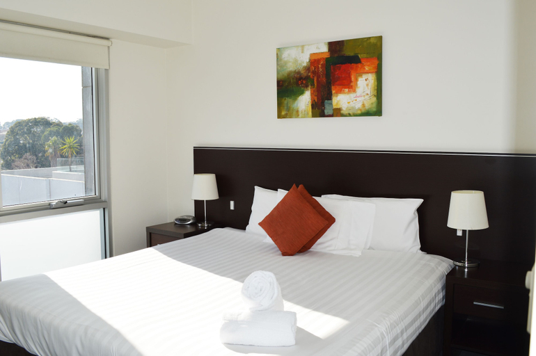 Bedroom 2, St Kilda Central Apartment Hotel, Melbourne